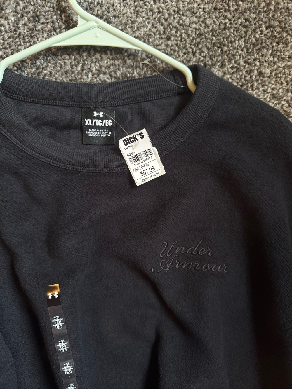 Under Armour Black Crewneck Pullover Sweater